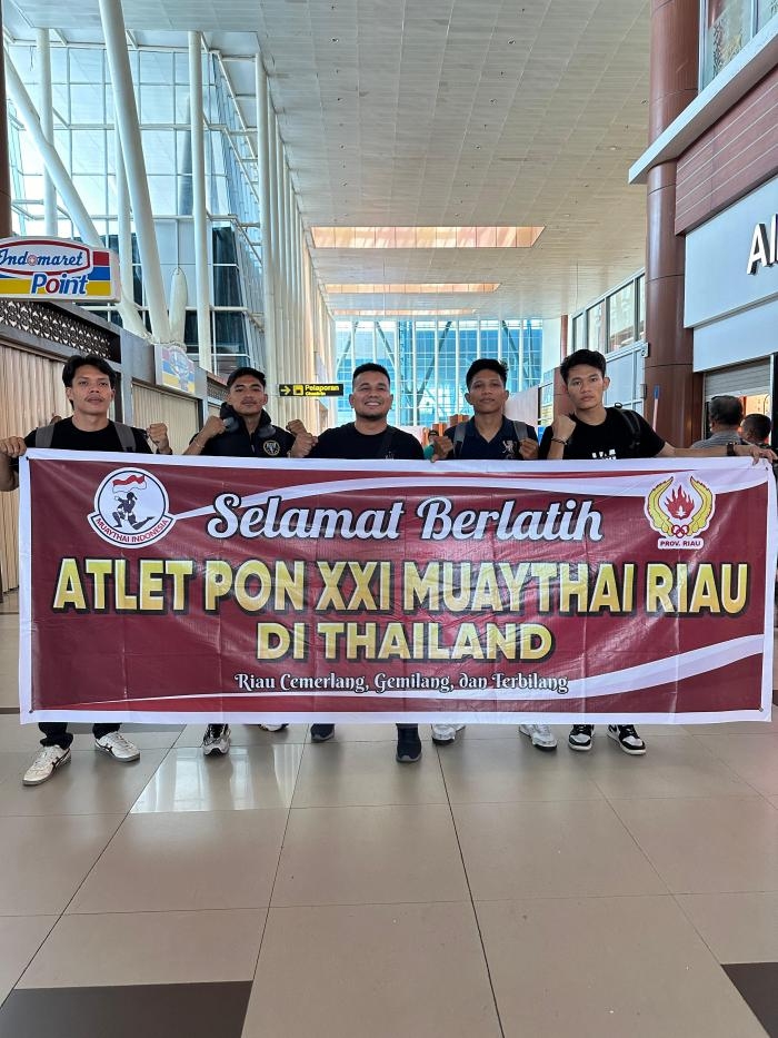 Demi Meraih Medali, Atlet Muaythai Riau Ikuti Latihan Ke PK Saenchai Bangkok Thailand 